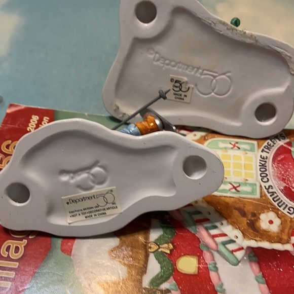 Dept 56 Original Snow Village Children 3 pieces - Picture 9 of 9